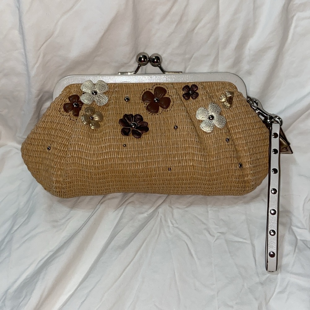 Coach Tan Straw Floral Appliqué Wristlet with Cream Trim - Picture 6 of 16